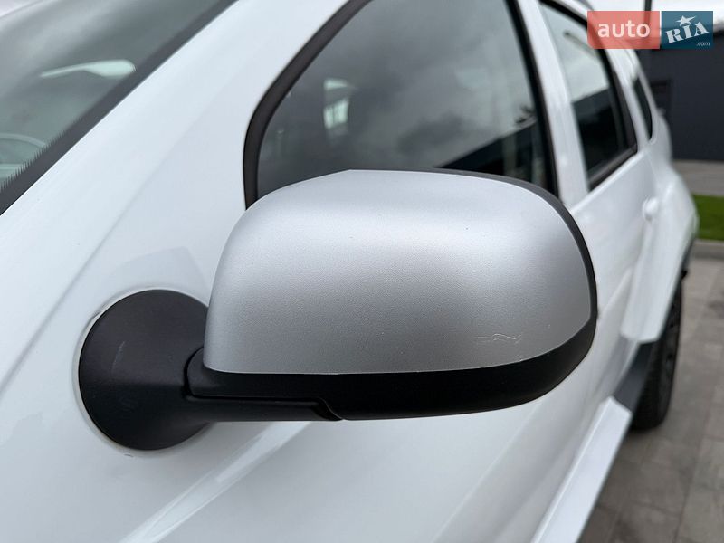 Позашляховик / Кросовер Dacia Duster 2010 в Луцьку