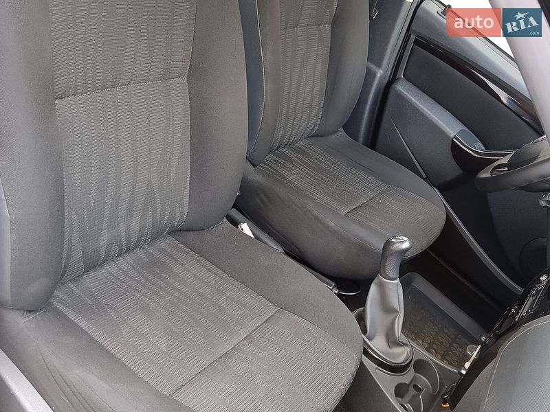 Внедорожник / Кроссовер Dacia Duster 2010 в Ивано-Франковске фото 18 Внедорожник / Кроссовер Dacia Duster 2010 в Ивано-Франковске