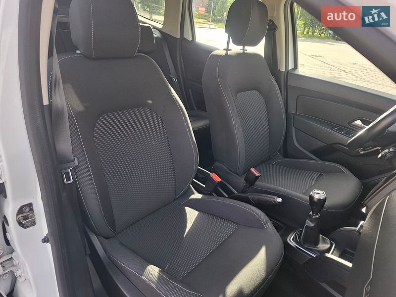 Позашляховик / Кросовер Dacia Duster 2021 в Черкасах фото 21 Позашляховик / Кросовер Dacia Duster 2021 в Черкасах