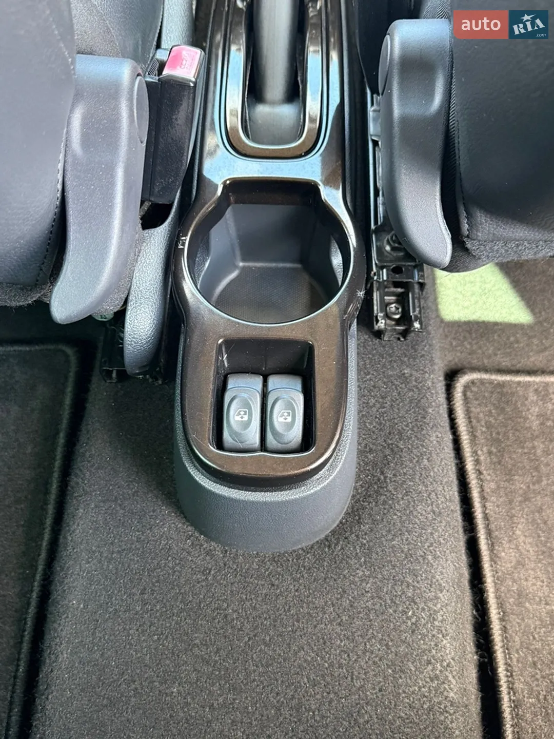 2011 Dacia Duster - мініатюра 48