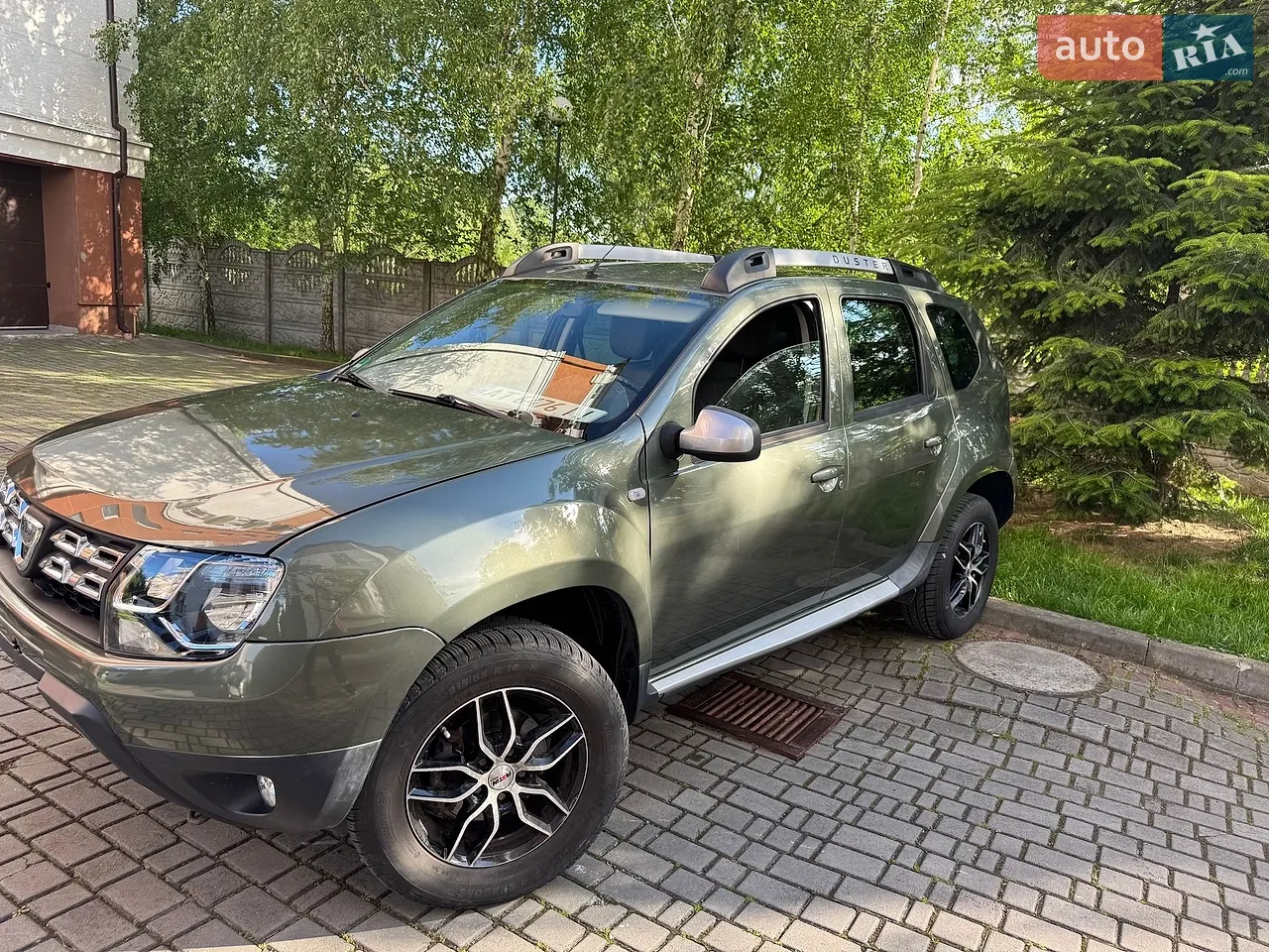 2016 Dacia Duster - мініатюра 12