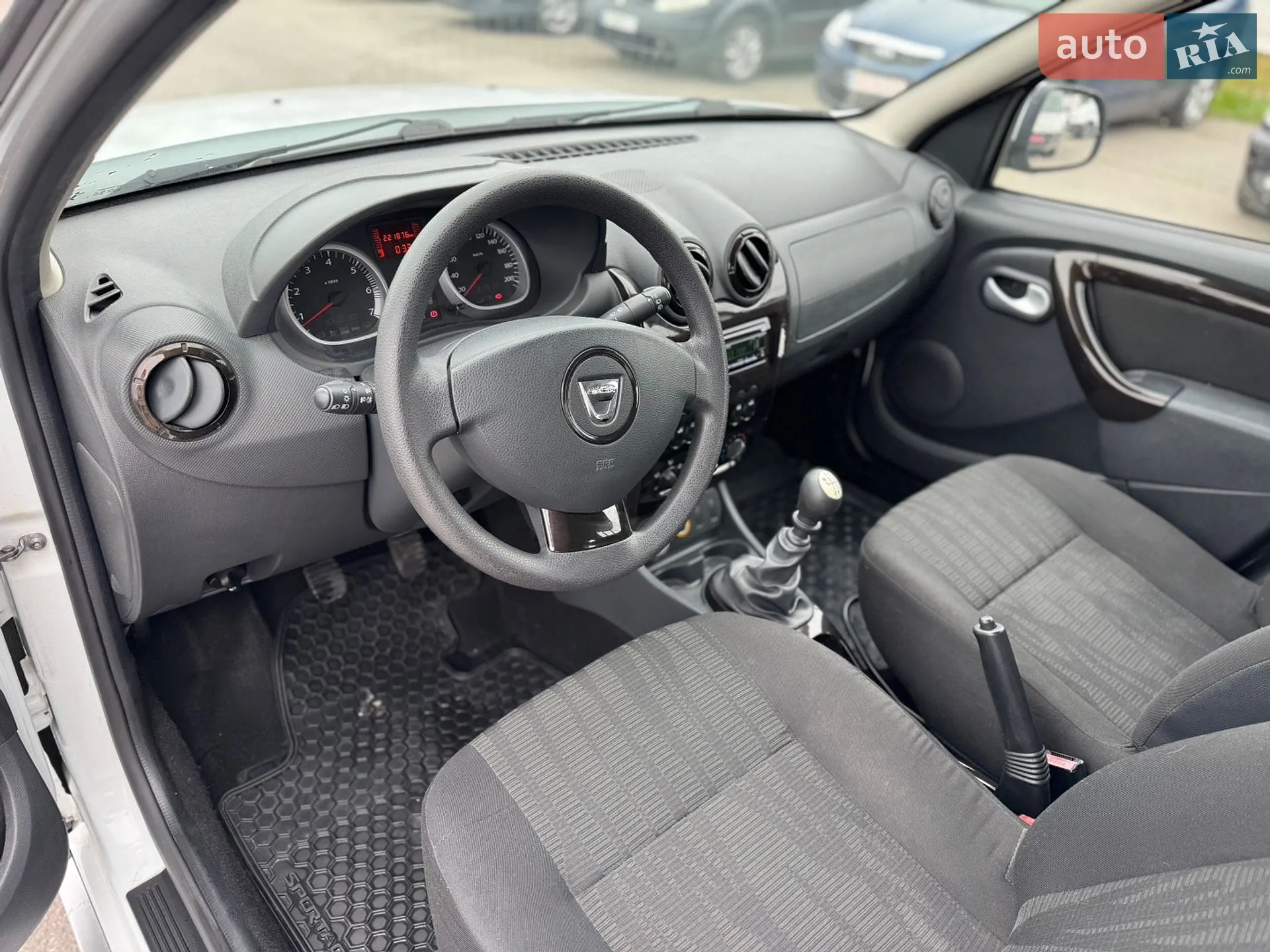 2010 Dacia Duster - мініатюра 20