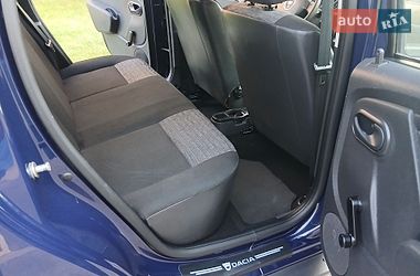 Позашляховик / Кросовер Dacia Duster 2010 в Чорткові