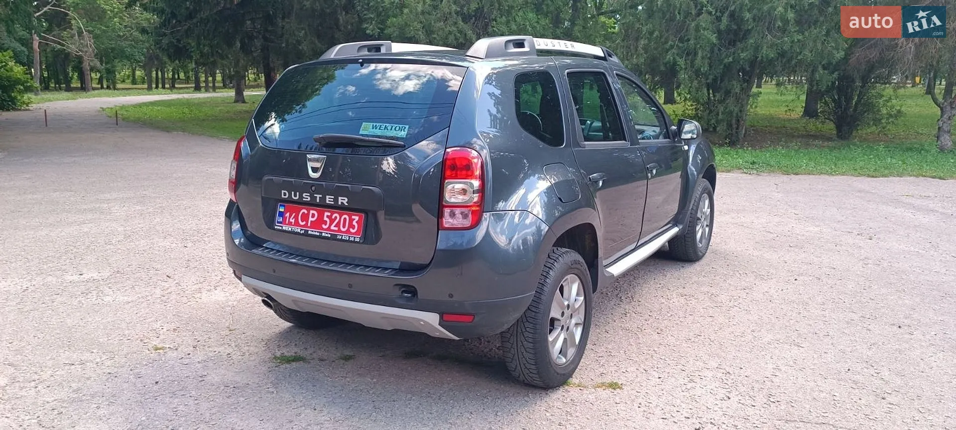 2015 Dacia Duster - мініатюра 16