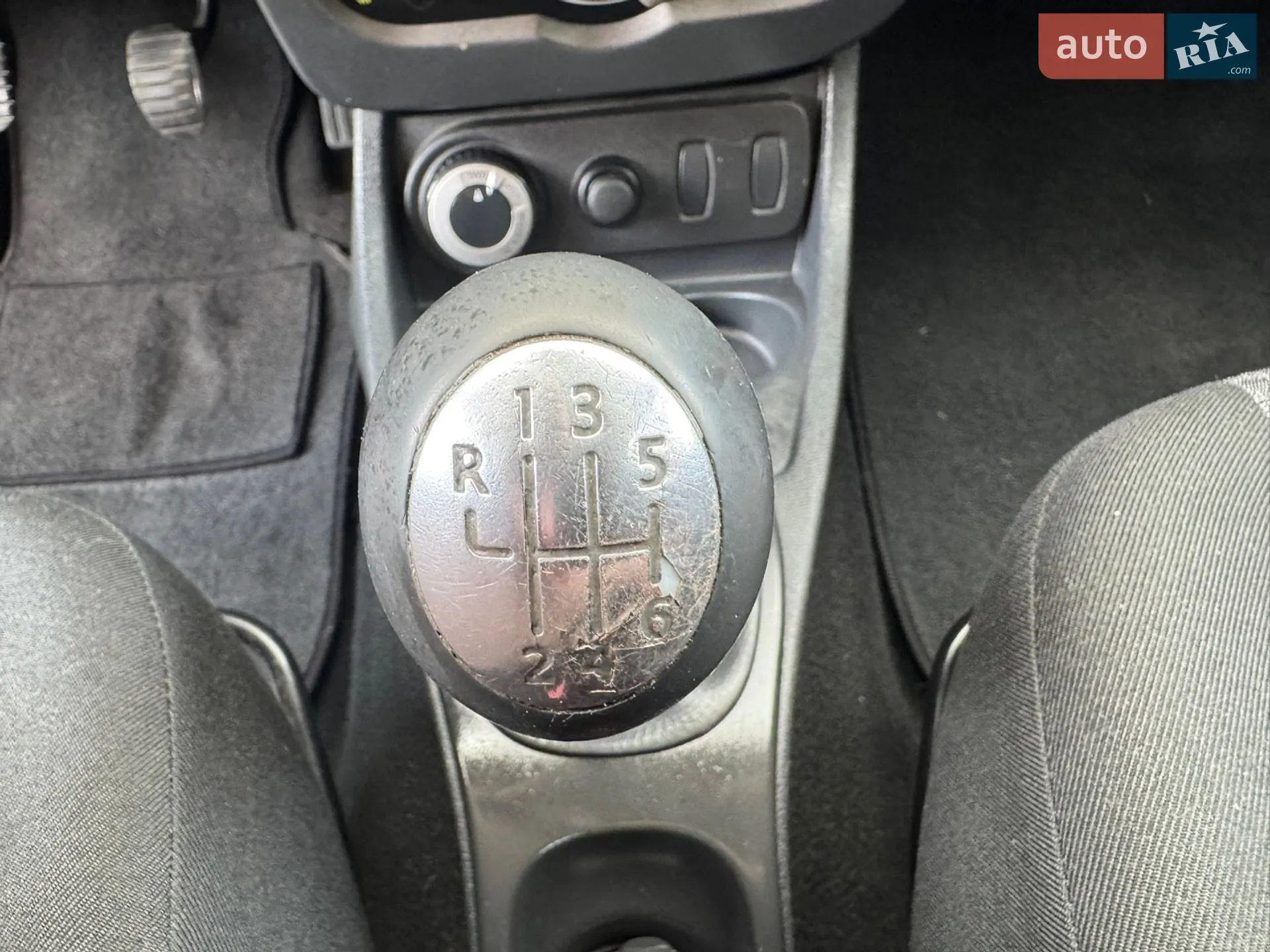 2013 Dacia Duster - мініатюра 19