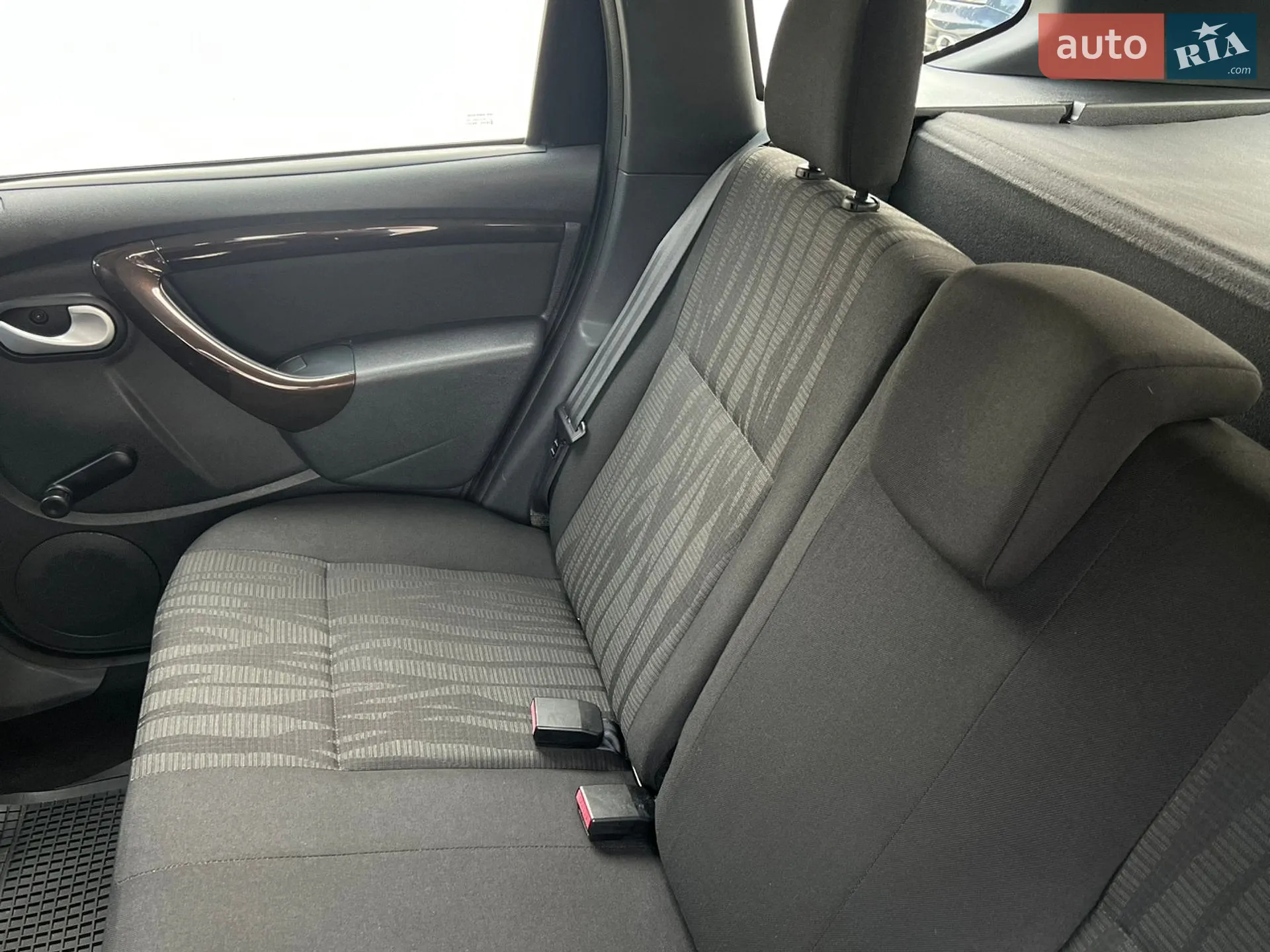 2011 Dacia Duster - мініатюра 150