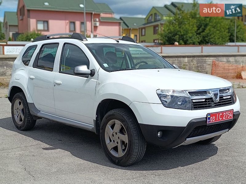 Dacia Duster 2012