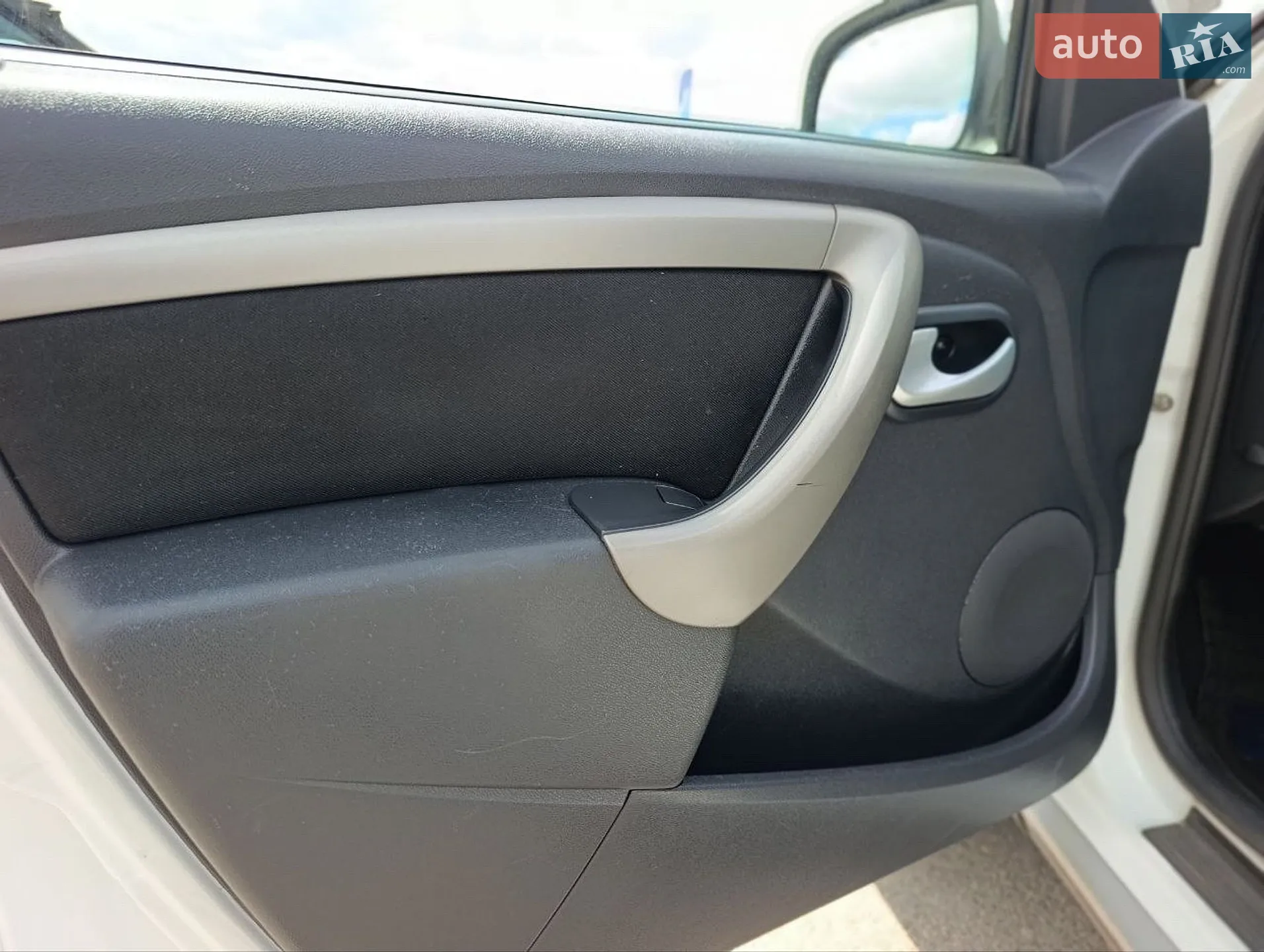 2012 Dacia Duster - мініатюра 11