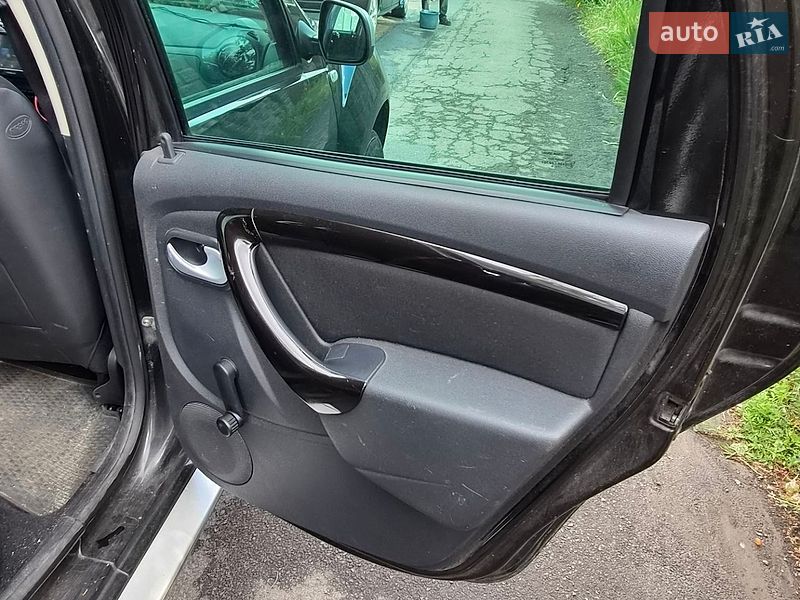 Позашляховик / Кросовер Dacia Duster 2010 в Рівному