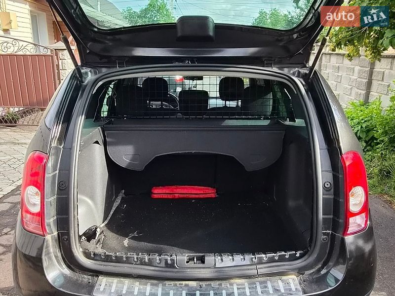 Позашляховик / Кросовер Dacia Duster 2010 в Рівному