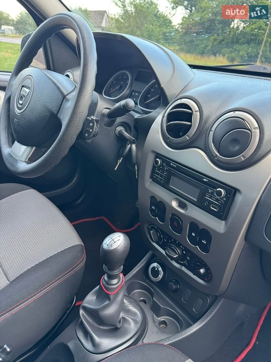 2013 Dacia Duster - мініатюра 32