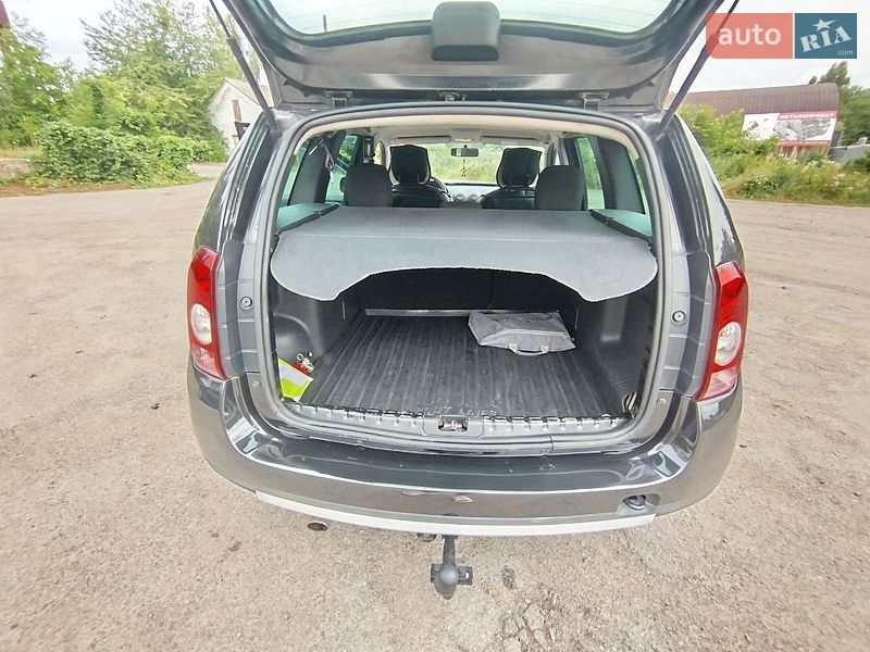 Позашляховик / Кросовер Dacia Duster 2011 в Літині