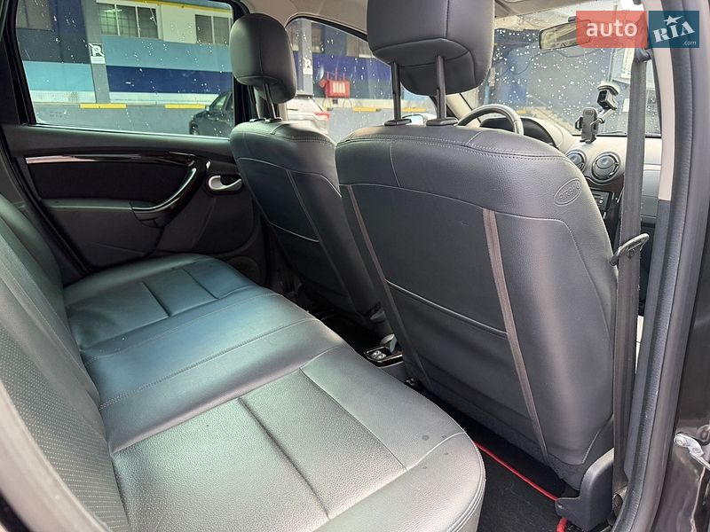 Внедорожник / Кроссовер Dacia Duster 2012 в Ровно