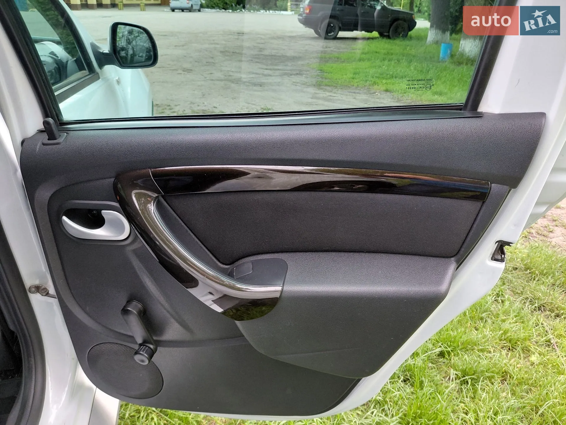 2011 Dacia Duster - мініатюра 27