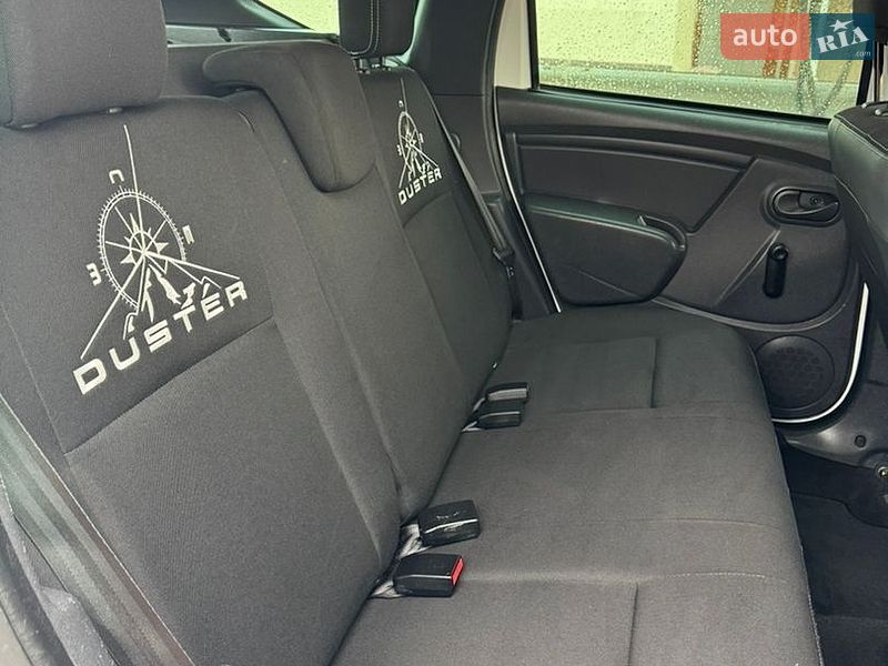 Внедорожник / Кроссовер Dacia Duster 2013 в Великой Багачке
