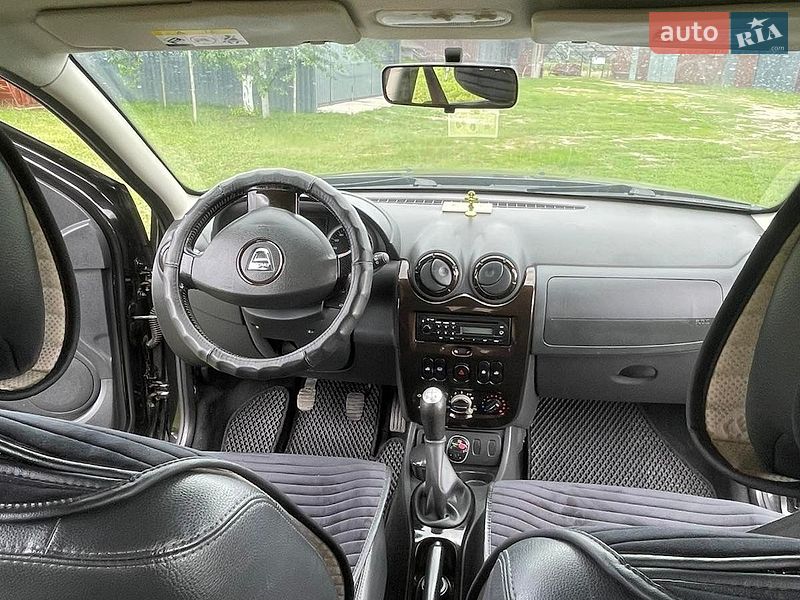 Позашляховик / Кросовер Dacia Duster 2012 в Ратному