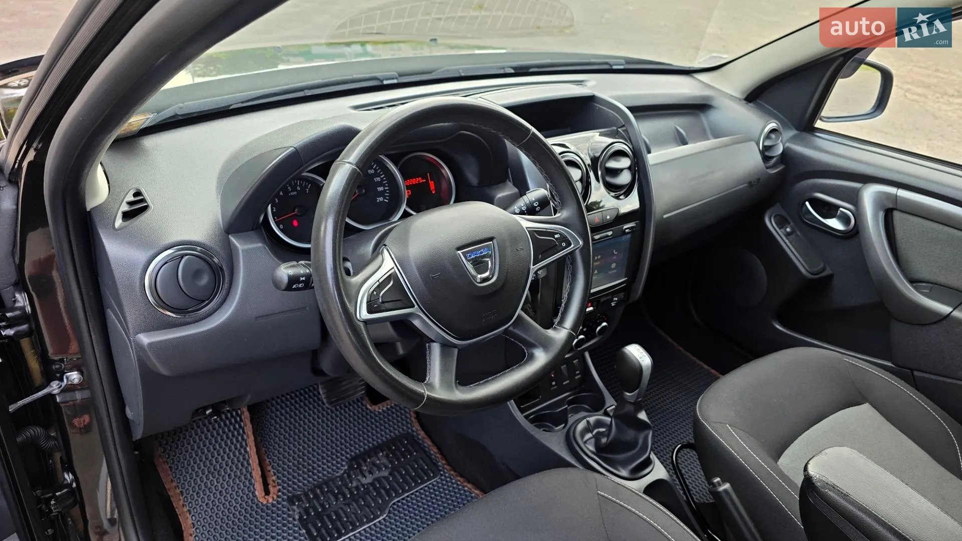2017 Dacia Duster - мініатюра 92