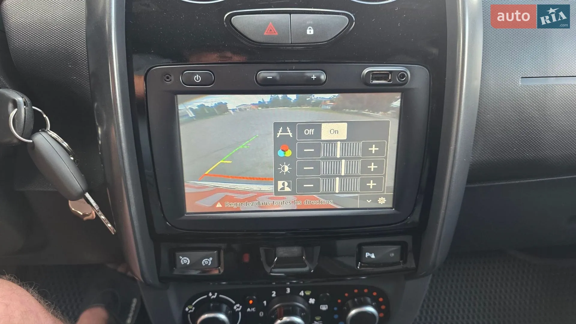 2017 Dacia Duster - мініатюра 53