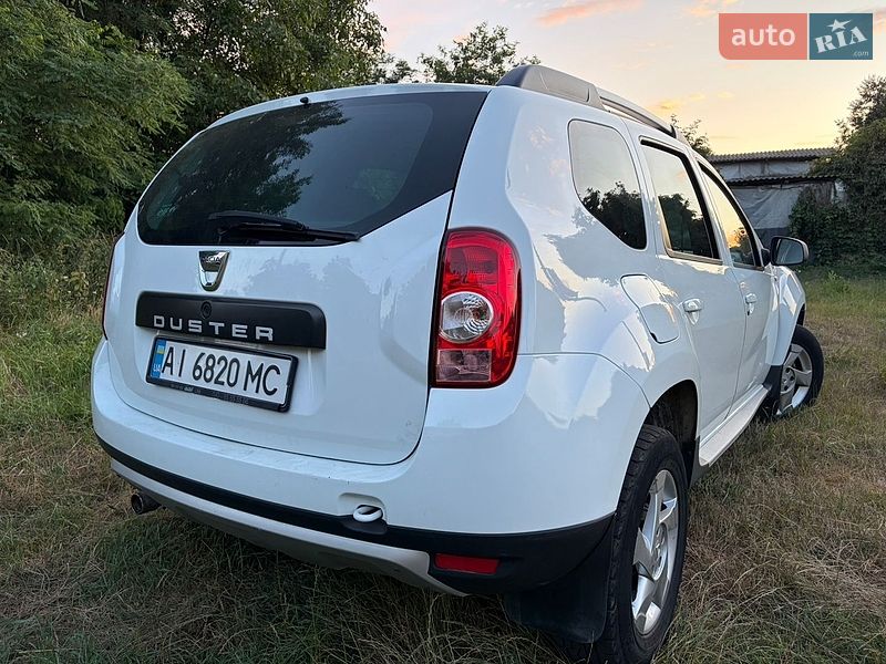 Позашляховик / Кросовер Dacia Duster 2012 в Переяславі