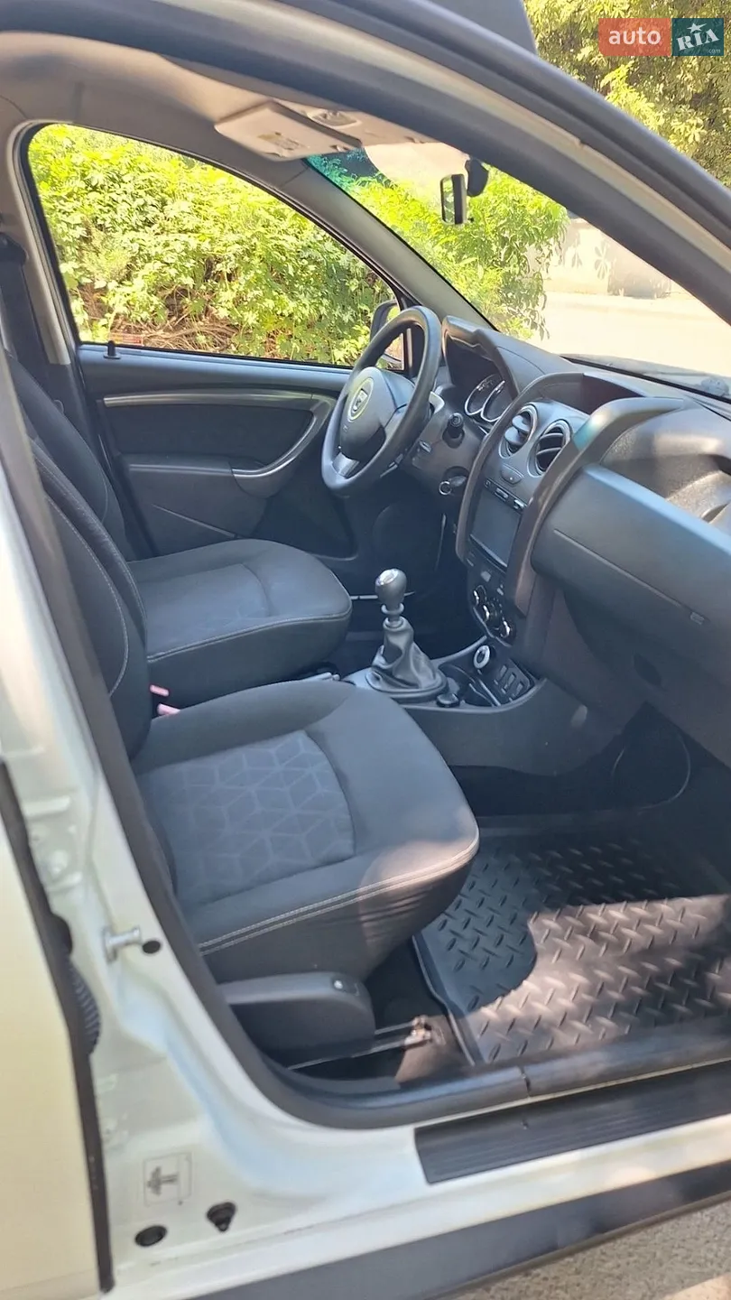2014 Dacia Duster - мініатюра 23