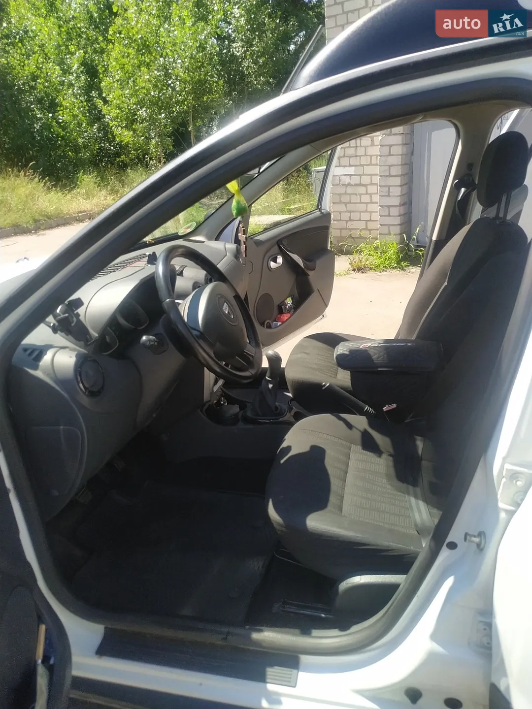 2011 Dacia Duster - мініатюра 6