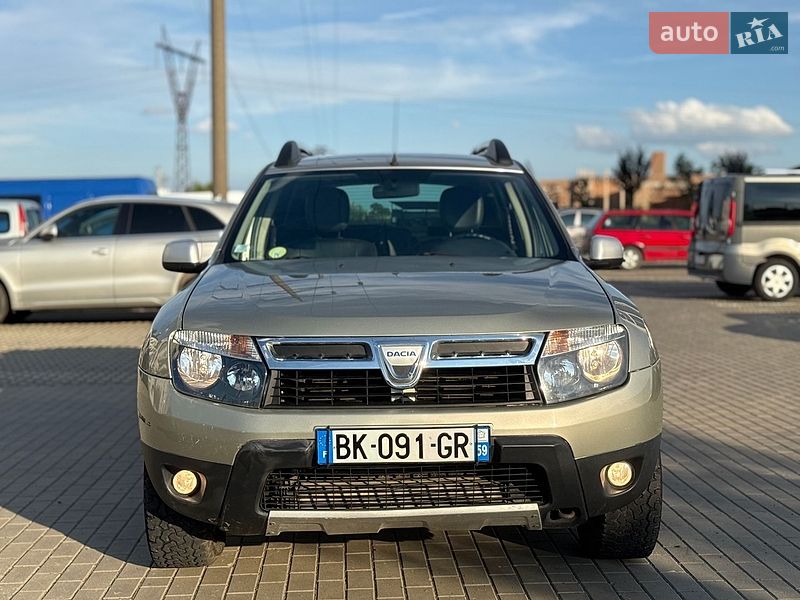 Dacia Duster 2011
