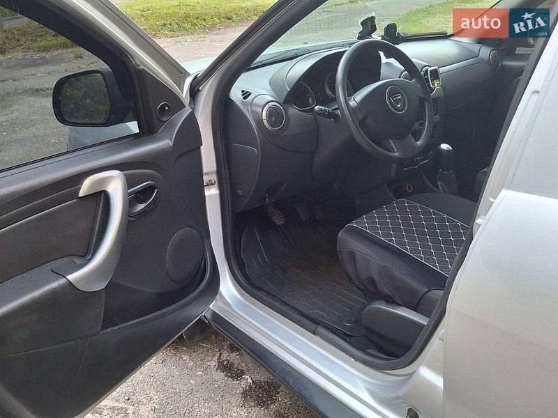 Внедорожник / Кроссовер Dacia Duster 2010 в Чернигове