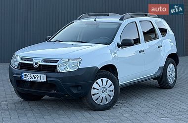 Внедорожник / Кроссовер Dacia Duster 2011 в Сарнах