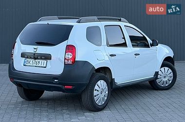 Внедорожник / Кроссовер Dacia Duster 2011 в Сарнах