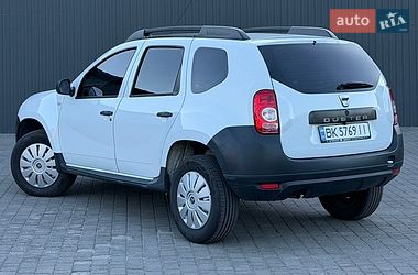Внедорожник / Кроссовер Dacia Duster 2011 в Сарнах