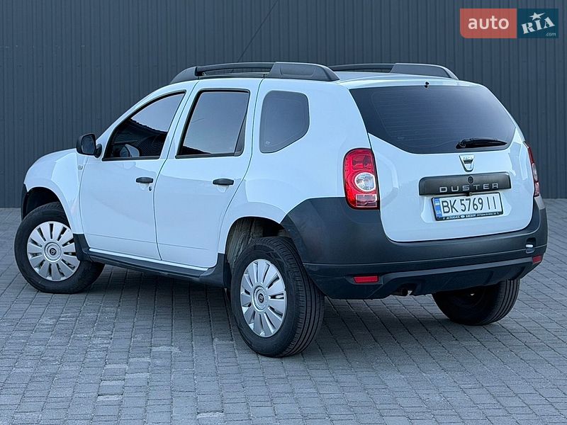 Внедорожник / Кроссовер Dacia Duster 2011 в Сарнах