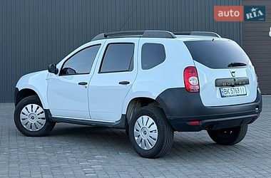 Внедорожник / Кроссовер Dacia Duster 2011 в Сарнах