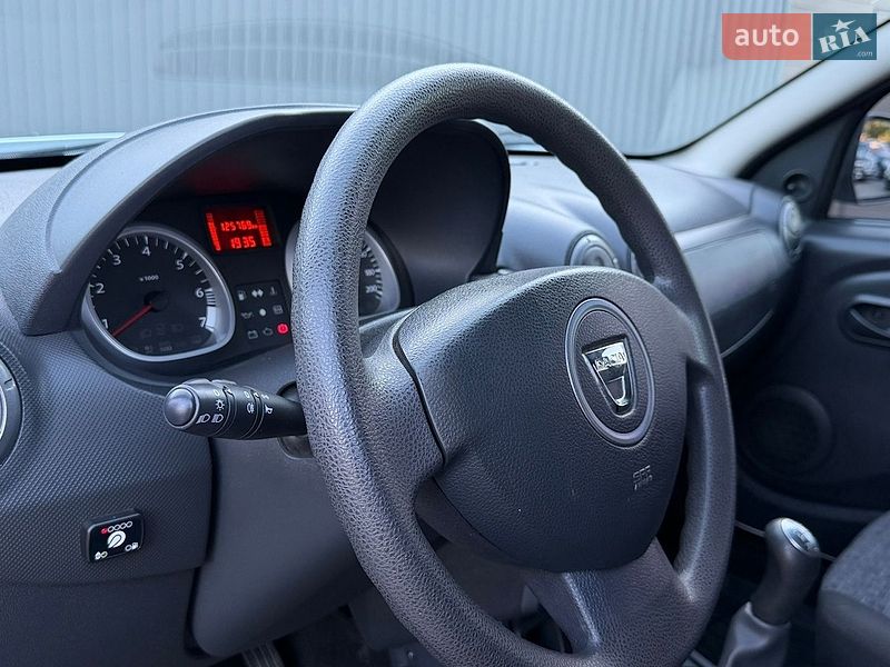 Внедорожник / Кроссовер Dacia Duster 2011 в Сарнах