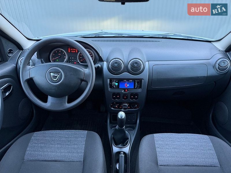 Внедорожник / Кроссовер Dacia Duster 2011 в Сарнах