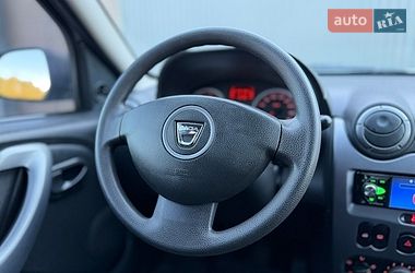 Внедорожник / Кроссовер Dacia Duster 2011 в Сарнах