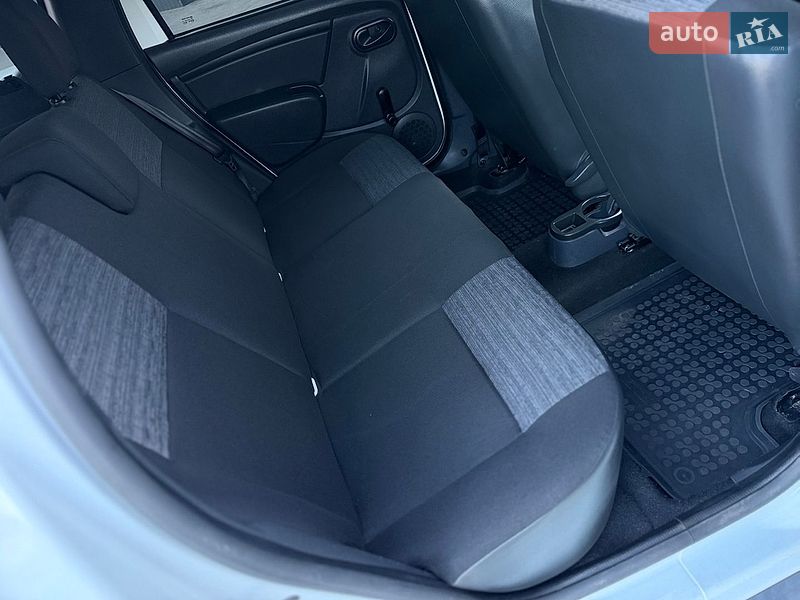 Внедорожник / Кроссовер Dacia Duster 2011 в Сарнах