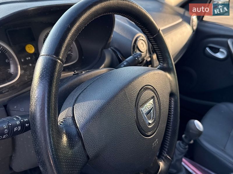 Внедорожник / Кроссовер Dacia Duster 2011 в Луцке