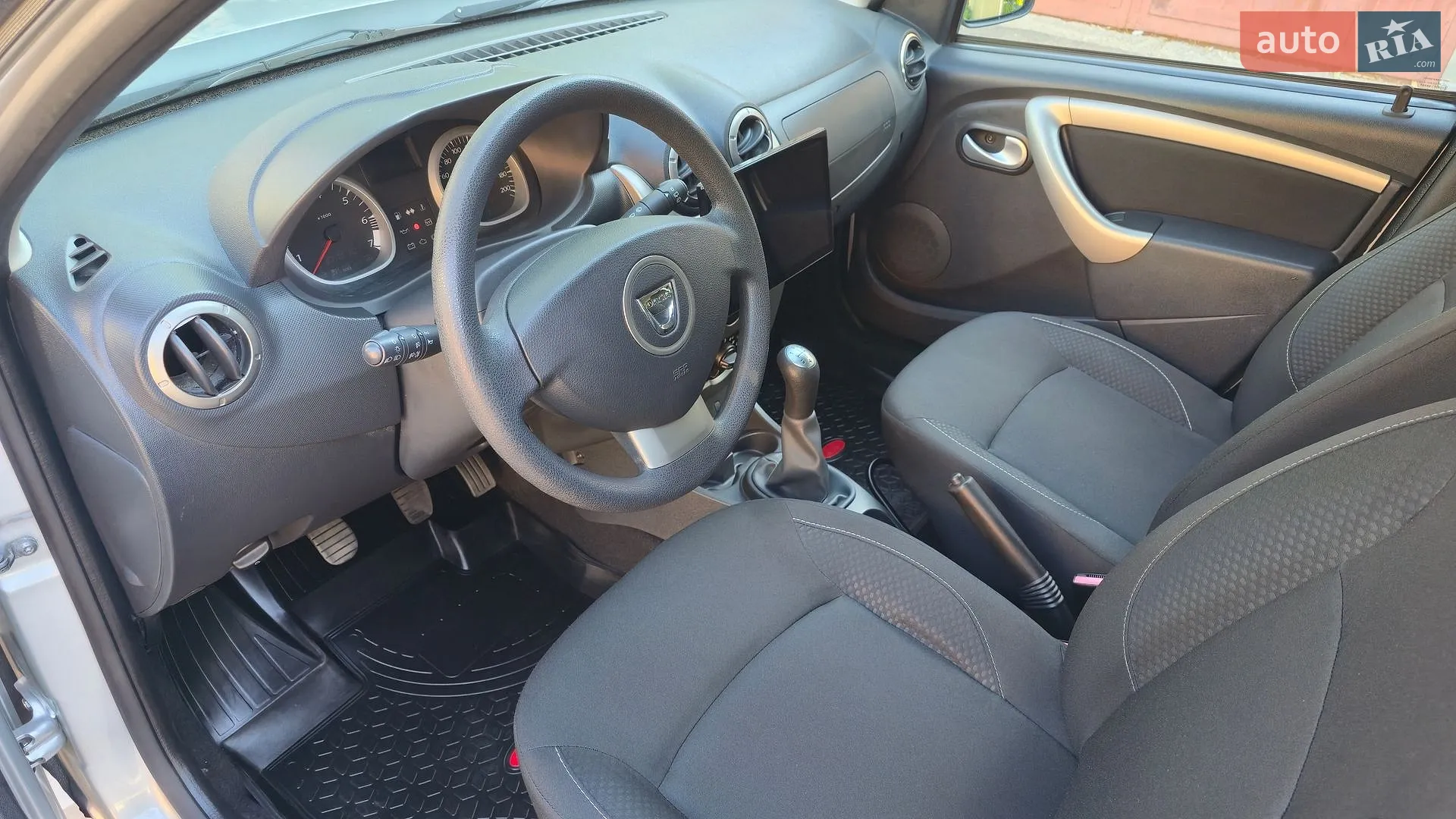 2013 Dacia Duster - мініатюра 9