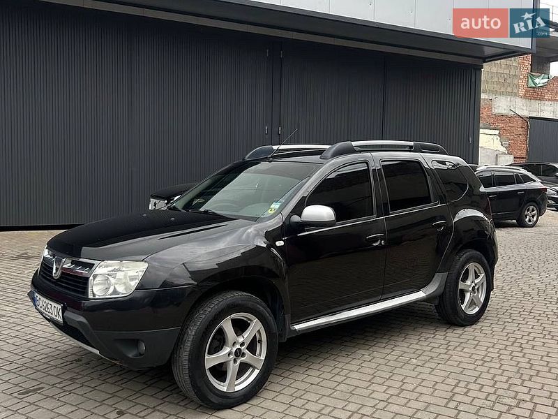 Dacia Duster 2011