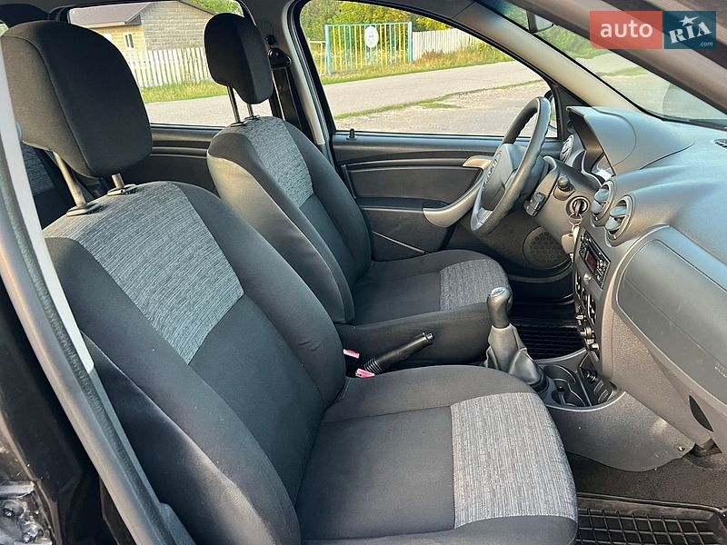 Внедорожник / Кроссовер Dacia Duster 2012 в Дубно
