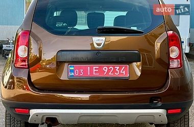 Позашляховик / Кросовер Dacia Duster 2011 в Луцьку