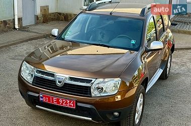 Позашляховик / Кросовер Dacia Duster 2011 в Луцьку