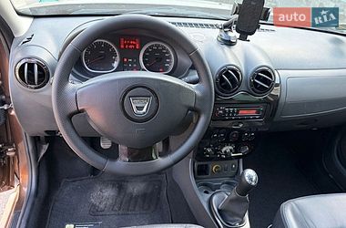 Позашляховик / Кросовер Dacia Duster 2011 в Луцьку