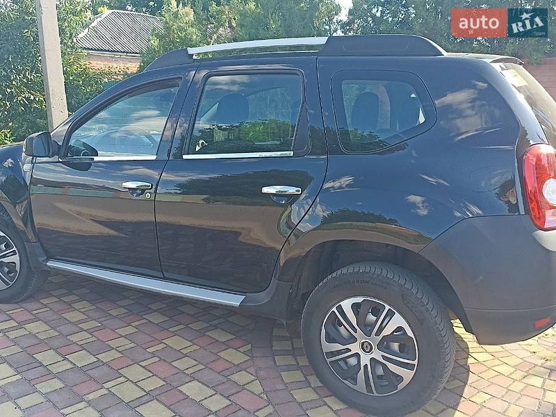 Позашляховик / Кросовер Dacia Duster 2012 в Харкові