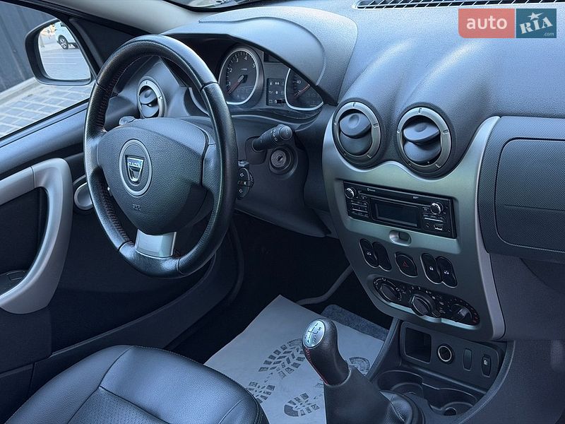 Внедорожник / Кроссовер Dacia Duster 2014 в Полтаве