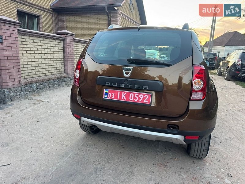 Внедорожник / Кроссовер Dacia Duster 2011 в Ахтырке