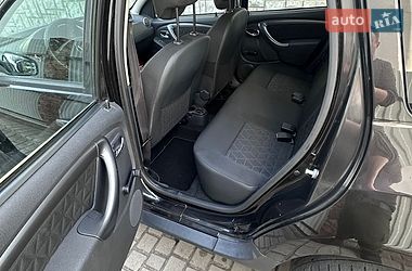 Позашляховик / Кросовер Dacia Duster 2014 в Луцьку