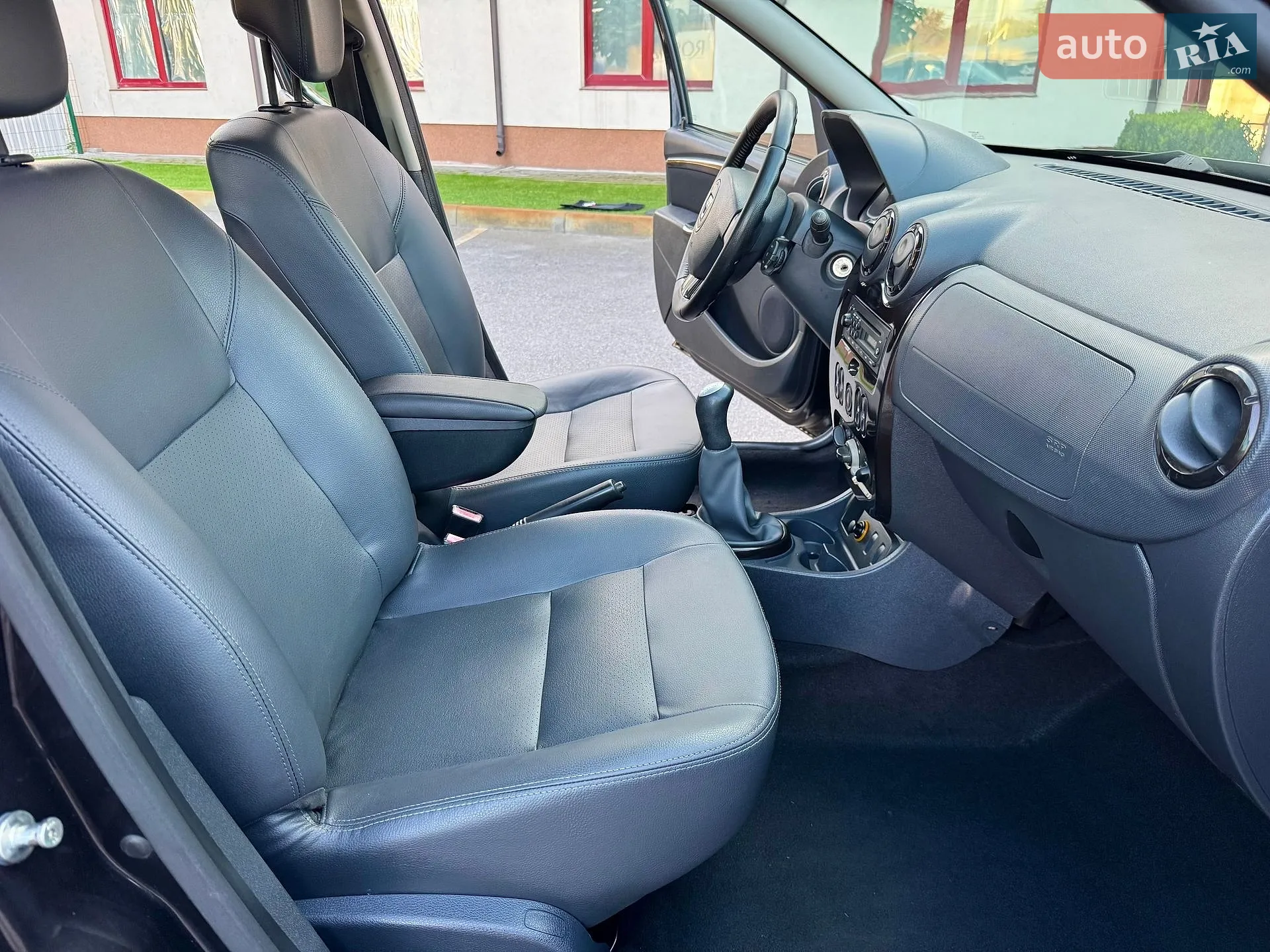 2011 Dacia Duster - мініатюра 30