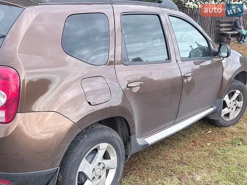 Dacia Duster 2011