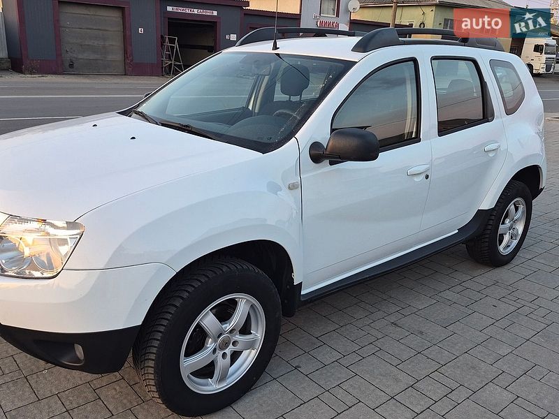 Внедорожник / Кроссовер Dacia Duster 2012 в Калуше